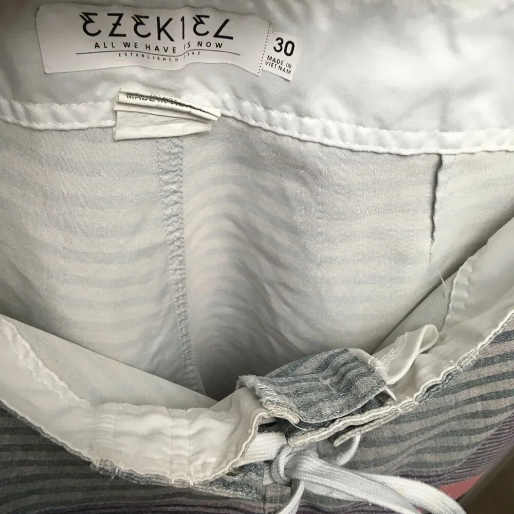 Ezekiel Mens Board Shorts size‎ 30 Gray Purple Striped Polyester Spandex Stretch